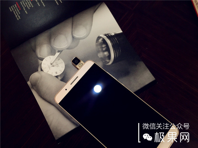 荣耀适配名单_如何为你的荣耀手机选择合适的配件？_荣耀手机必买配件