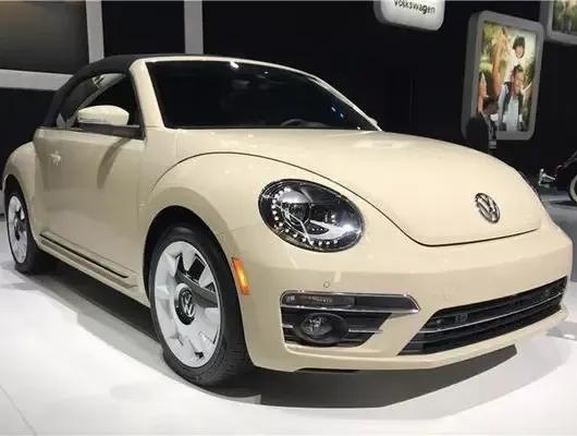 现代奔驰suv_奔驰经典车款回顾：从传统到现代_现代奔驰车多少钱一辆